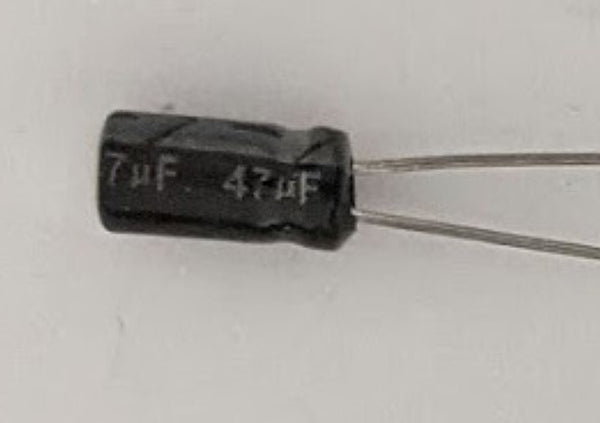 Electrolytic Capacitor — 47uF 25V 5x8mm 85° - QTY of 1